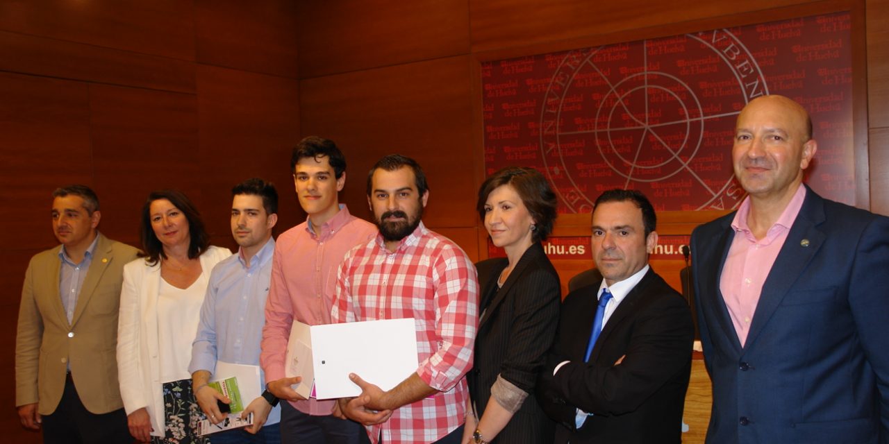 La Universidad de Huelva entrega los premios de la IX edición del Concurso de Bolsa