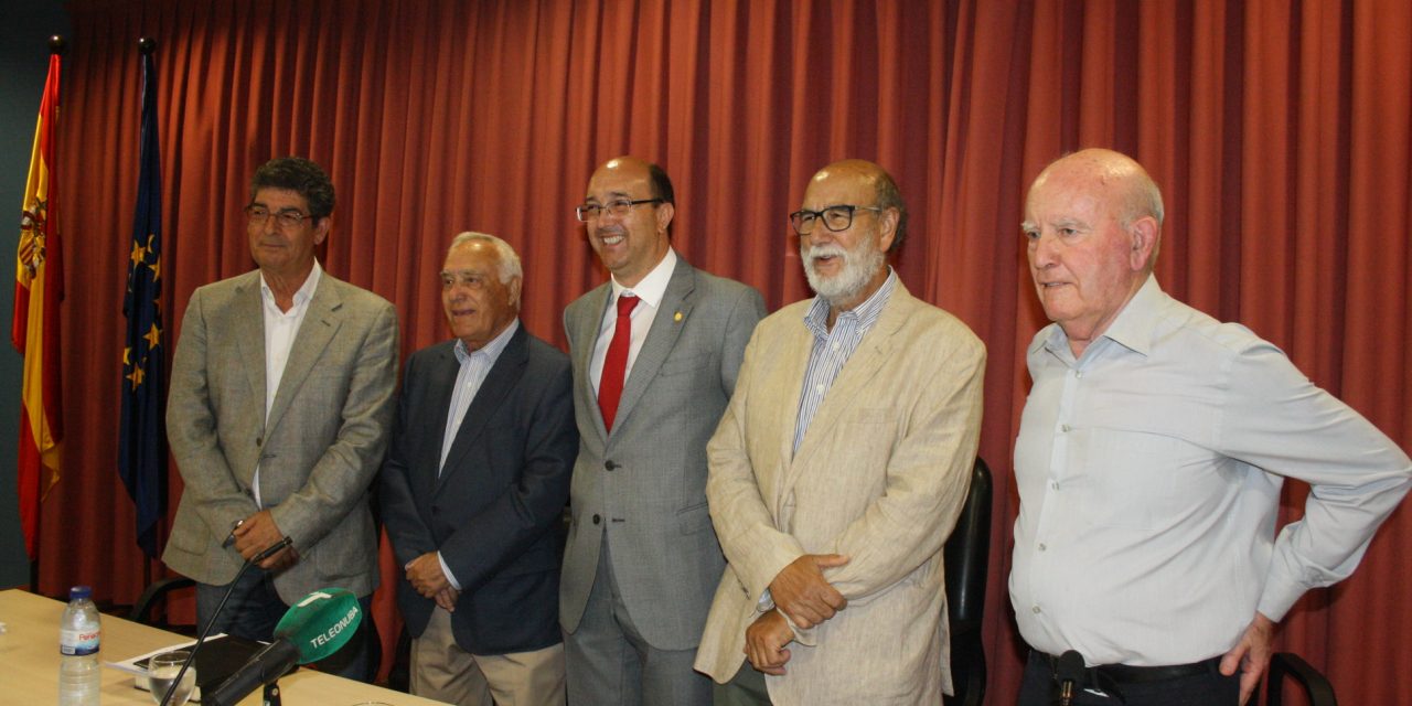 La Universidad de Huelva muestra la labor política andaluza desde la experiencia