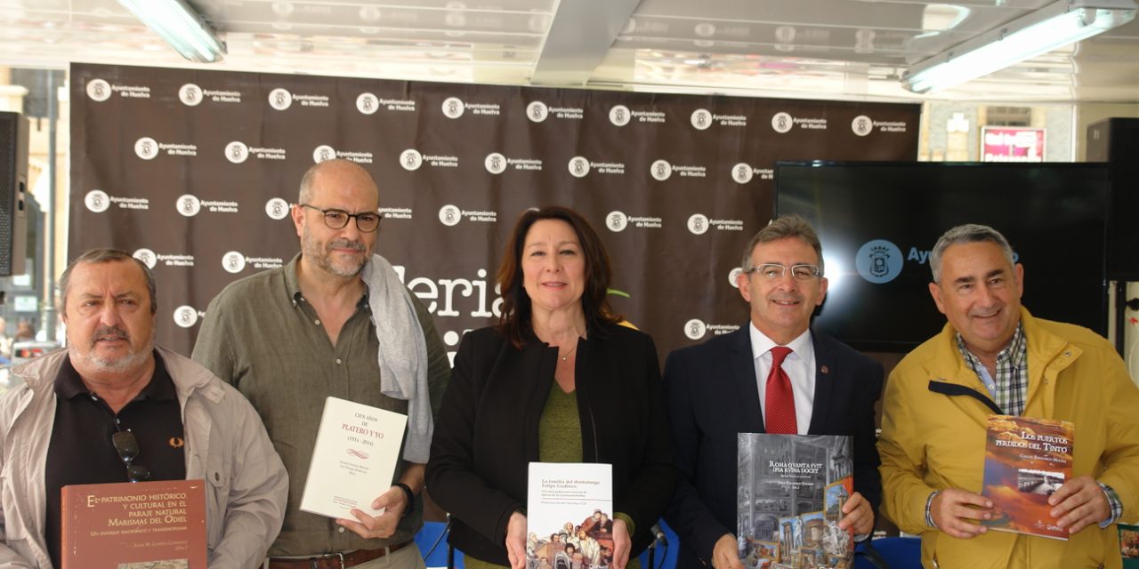 La UHU da a conocer en la Feria del Libro su innovación en la edición digital