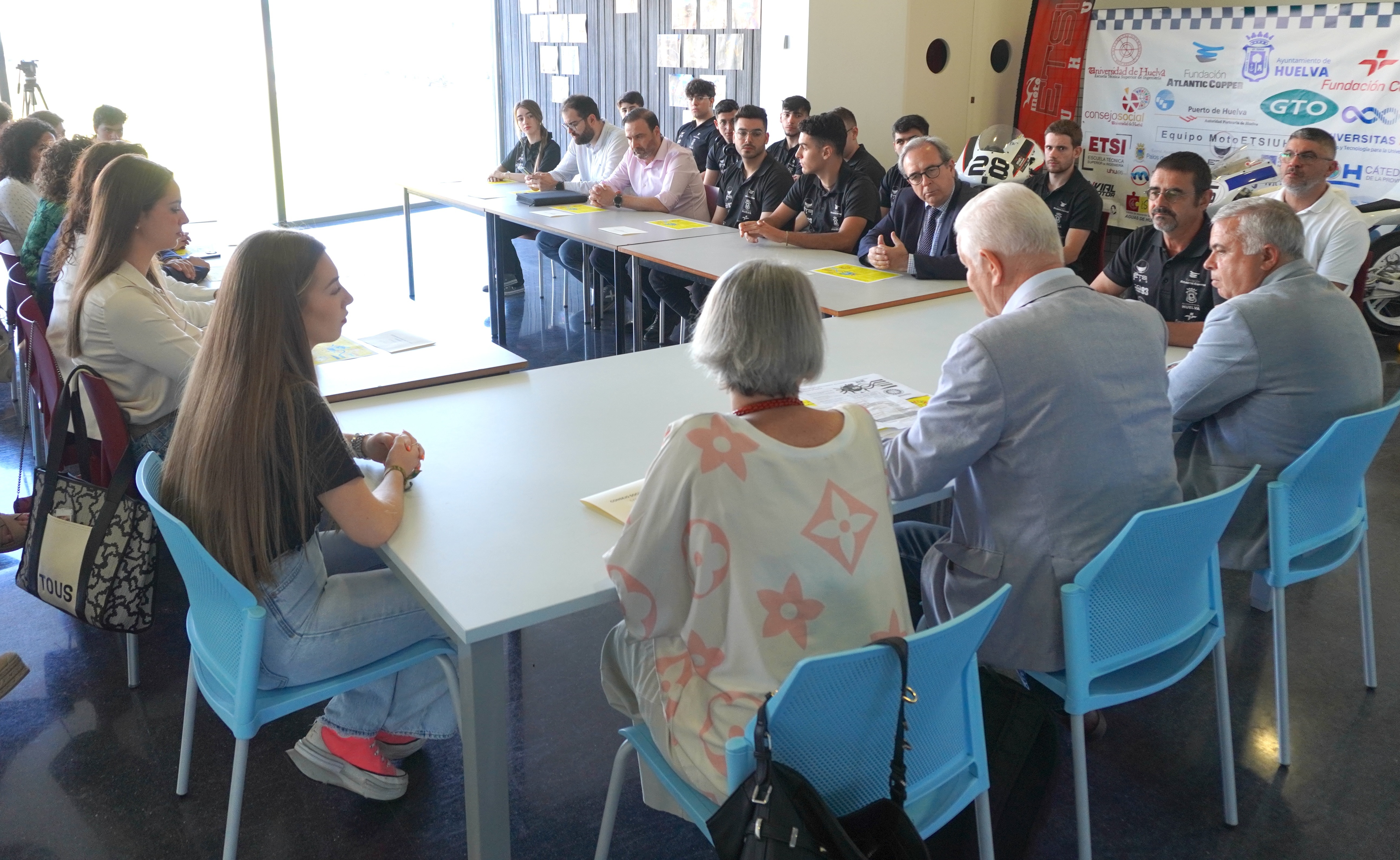 La Universidad de Huelva prepara la próxima edición de MotoEtsi