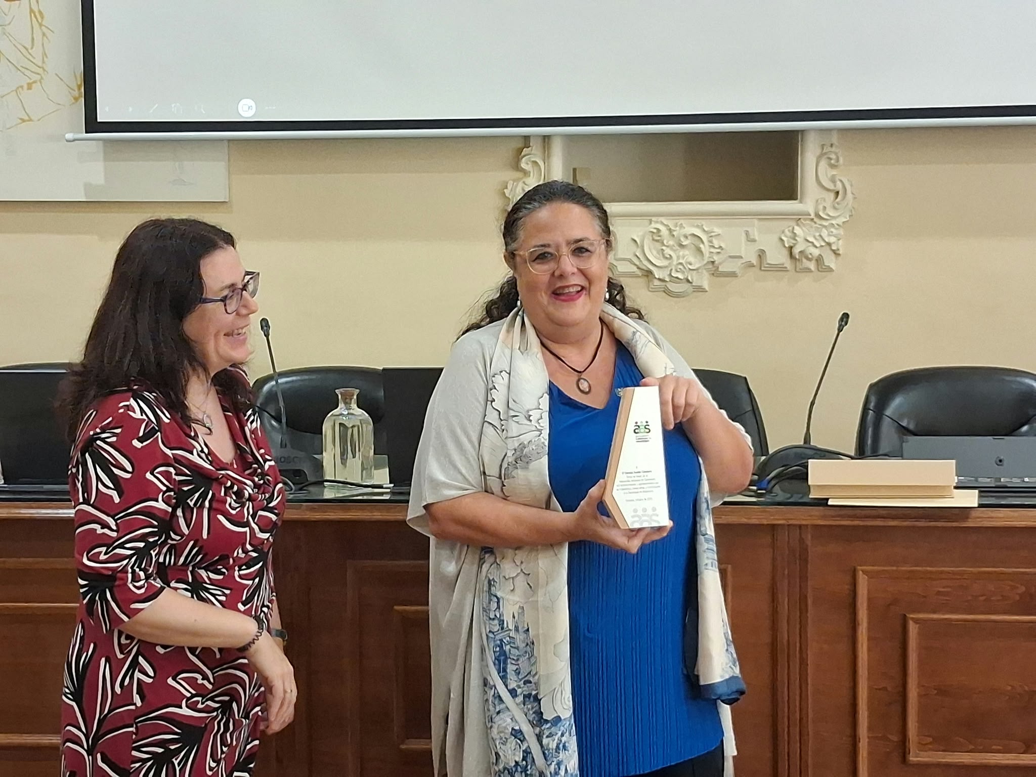 Estrella Gualda socia de honor