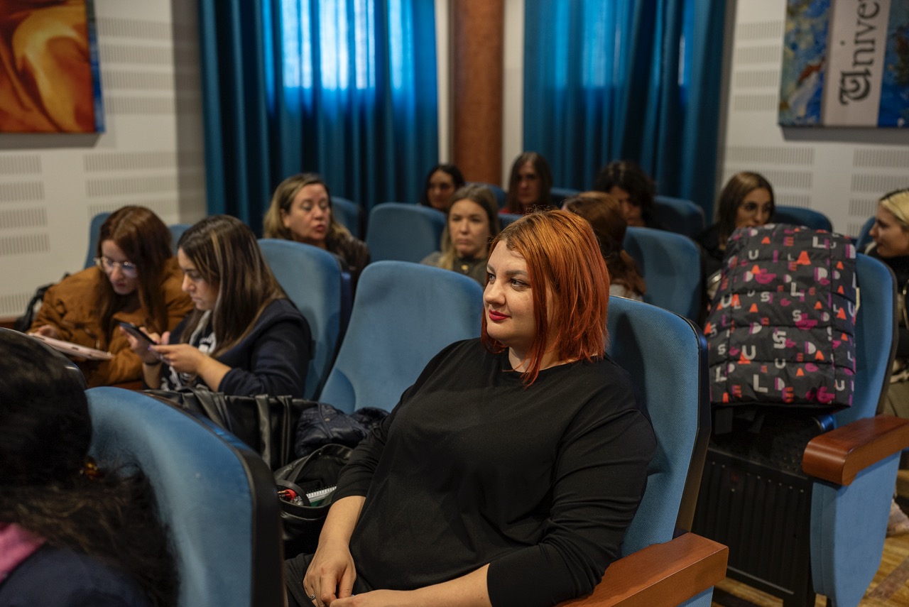 La Cátedra de Estudios de Género “Clara Campoamor” de la UHU y de la Diputación Provincial de Huelva premia y reconoce la trayectoria profesional de las mujeres investigadoras