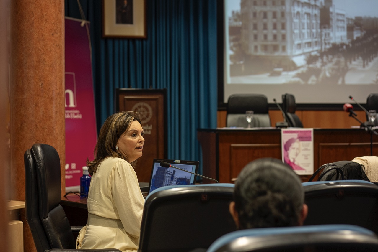 La Cátedra de Estudios de Género “Clara Campoamor” de la UHU y de la Diputación Provincial de Huelva premia y reconoce la trayectoria profesional de las mujeres investigadoras