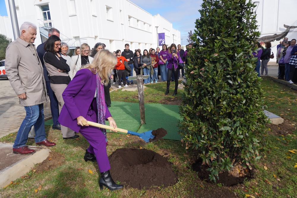 La UHU conmemora el `Día Internacional contra las violencias de género´