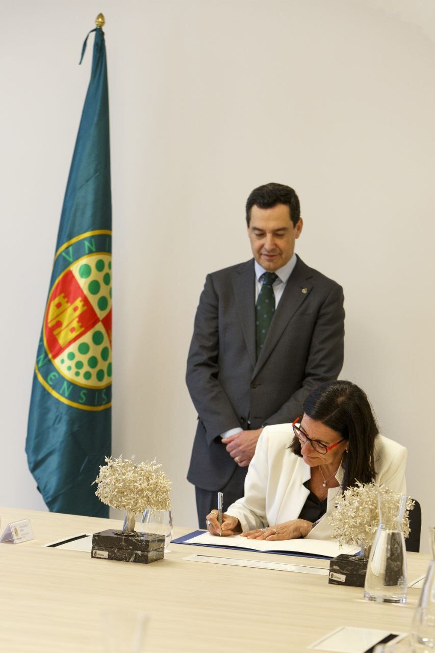 JUNTA Y UNIVERSIDADES FIRMAN EL ACUERDO PARA FINANCIAR LOS COMPLEMENTOS RETRIBUTIVOS