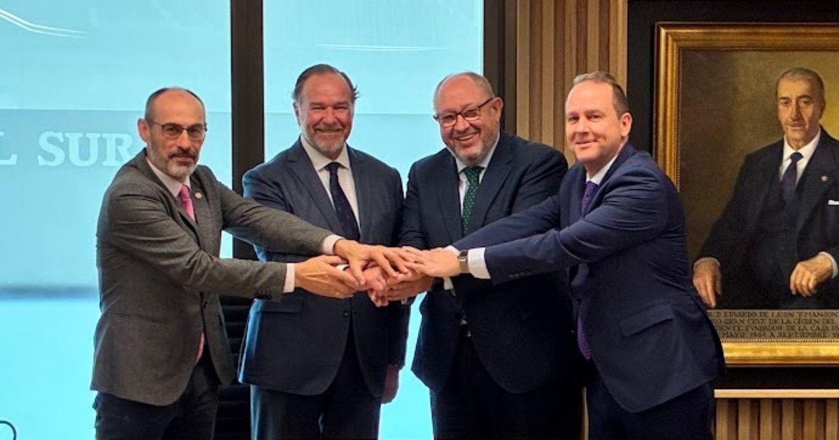 Caja Rural del Sur y las universidades de Huelva, Córdoba e Internacional de Andalucía (UNIA) impulsan tres programas de posgrado duales para formar talento en el sector financiero