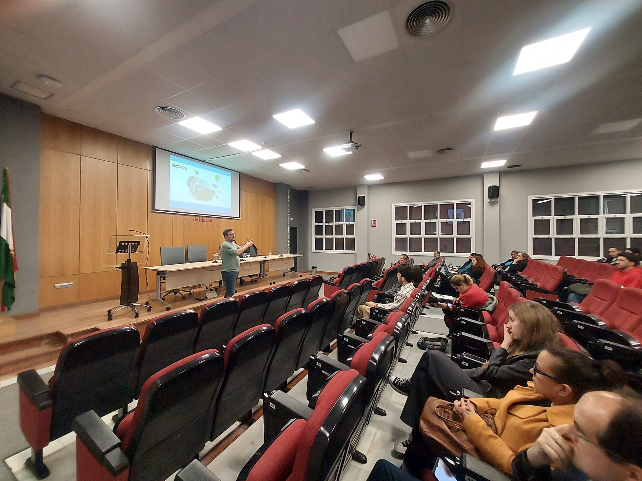 Catedra Economia Social (2)