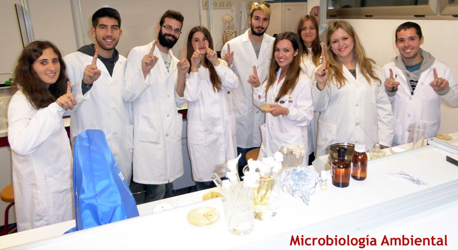 Alumnado de Microbiología Ambiental