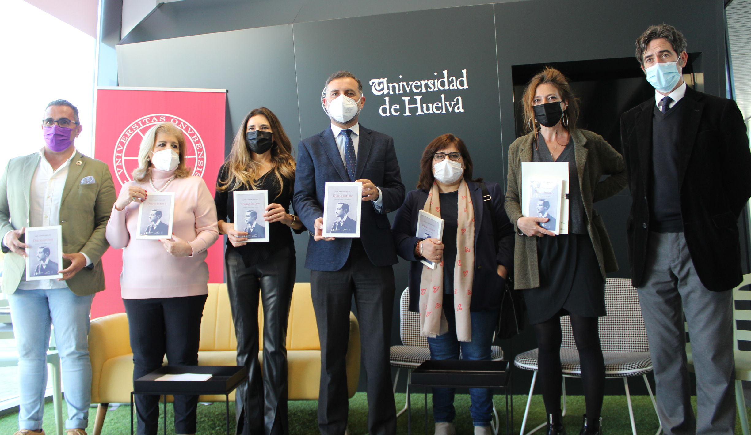 La vicerrectora de Proyección Social y Universitaria