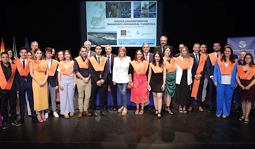 Fotografía de los egresados del máster