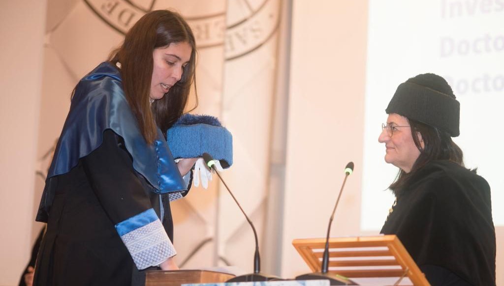 Investidura nueva doctora