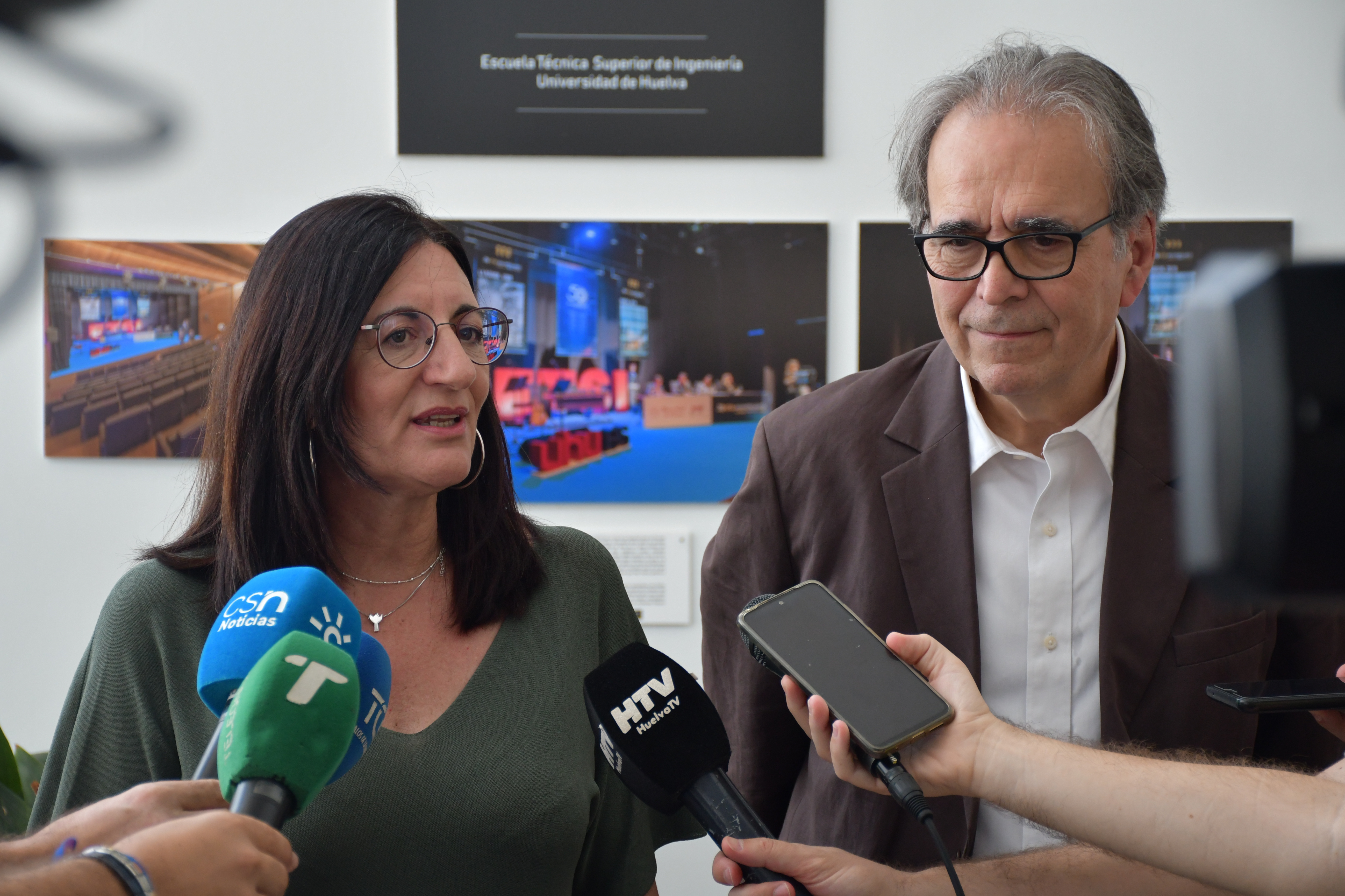 Ministro de Universidades en la UHU