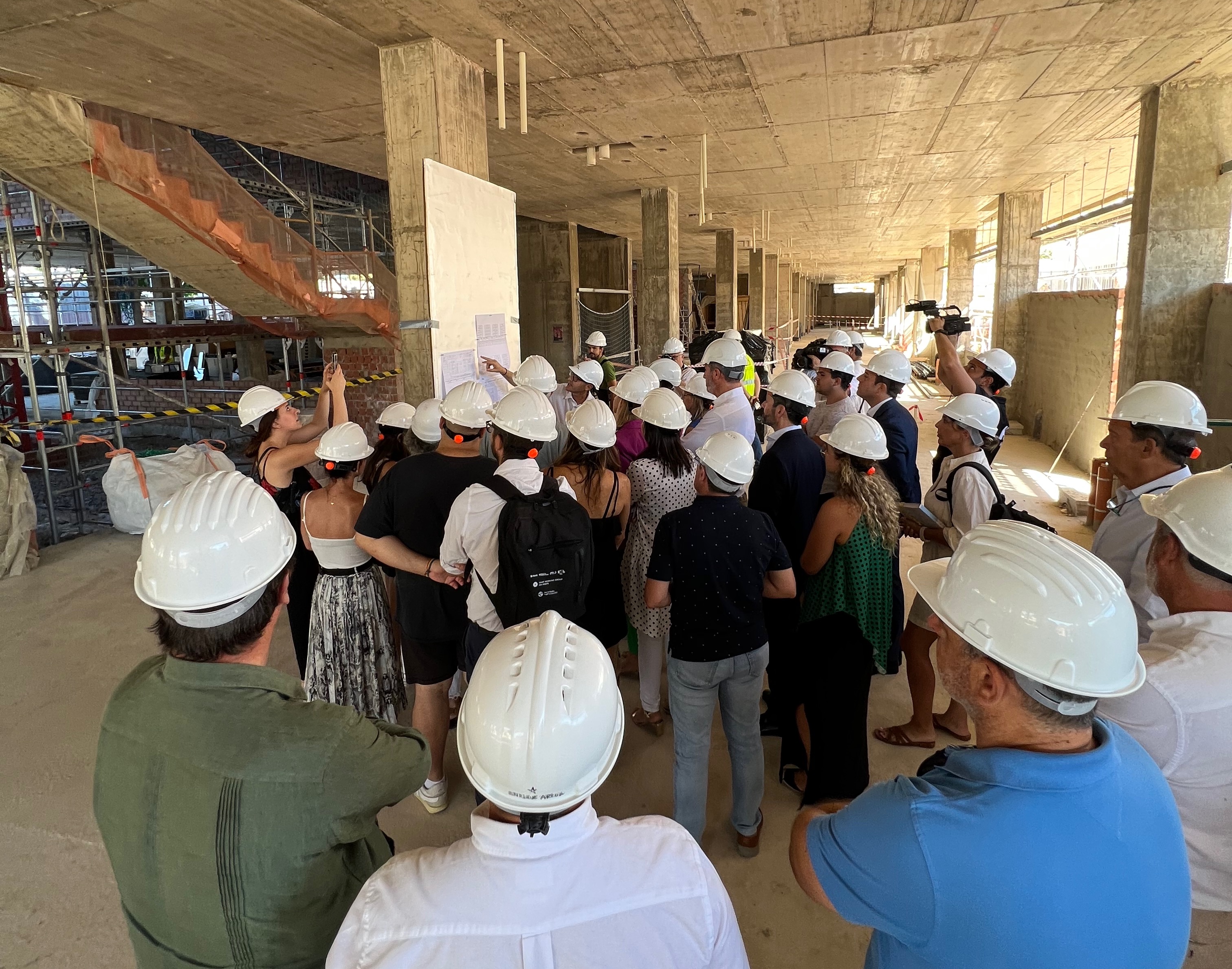 Imagen de archivo de la visita a la Residencia Universitaria