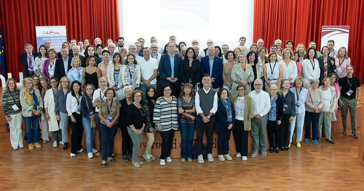 Foto de familia d el XXVI Encuentro Estatal de Defensorías Universitarias