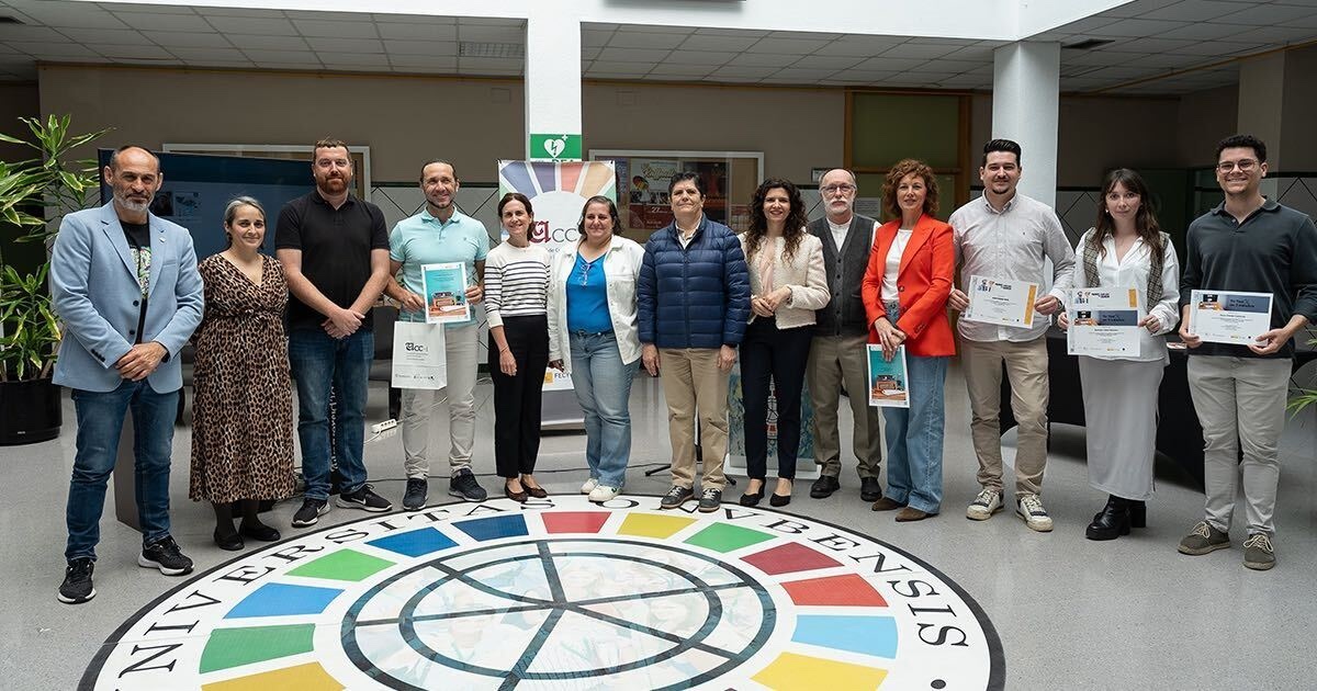 La UCC premia trabajos de divulgación científica