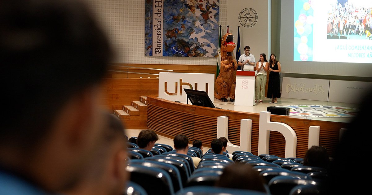 La UHU da la bienvenida a más de 2.800 estudiantes de nuevo ingreso
