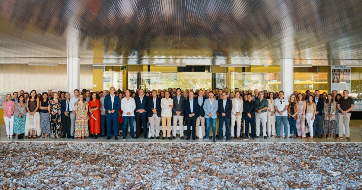 LA UNIVERSIDAD PÚBLICA AL SERVICIO DE LA DEMOCRACIA Y LA SOCIEDAD