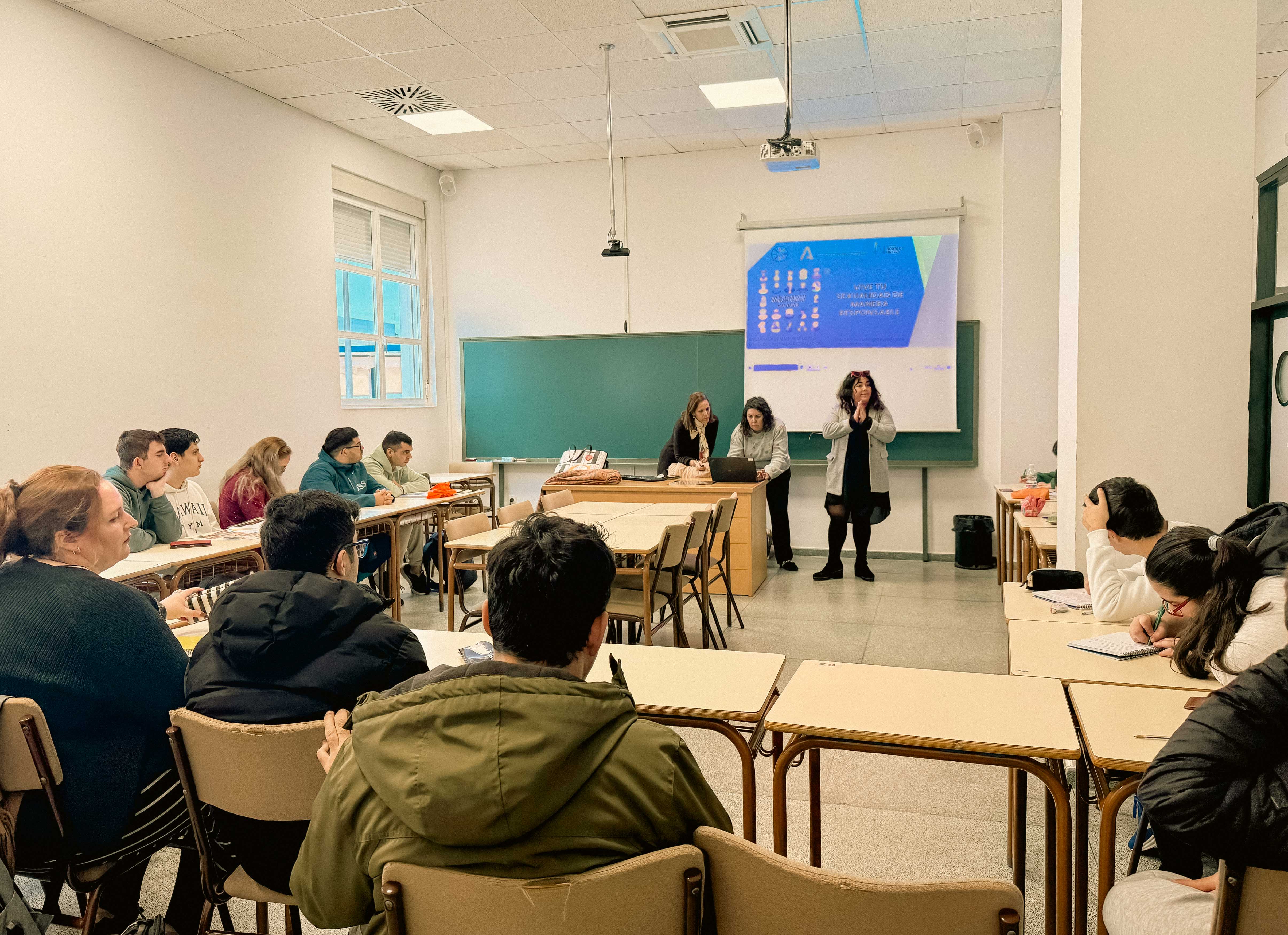 La Universidad de Huelva refuerza su compromiso con la salud sexual con un taller inclusivo